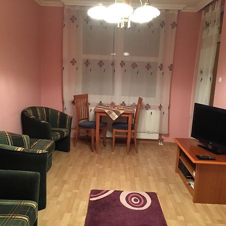 Yuliya 9 Apartment เฮวิซ ภายนอก รูปภาพ